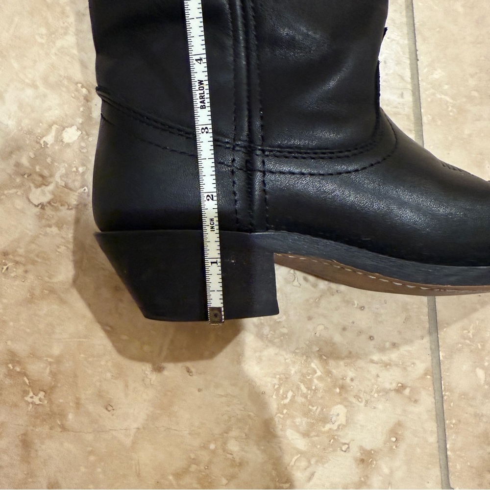 Women’s Classic Black Western Boots - Picture 9 of 10